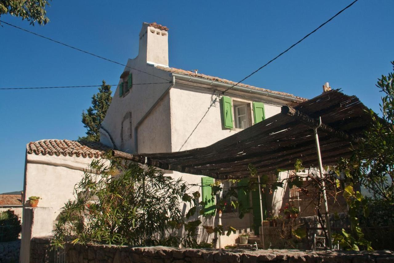 Villa Maja Stone House à Kornić Extérieur photo